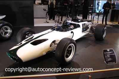 1966 McLaren M2B V8 Ford 2994 cc 321 HP F1 